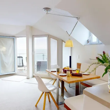 Burgtiefe Suedstrand Penthouse 